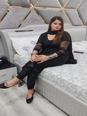 Call Girl in Indira Nagar Sector 14